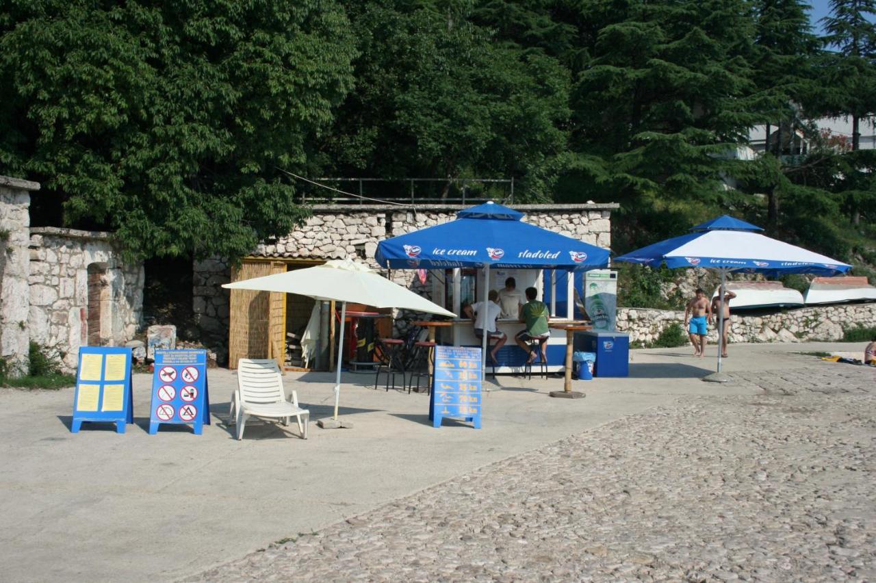 Apartments With A Parking Space Dramalj, Crikvenica - 5576 Luaran gambar